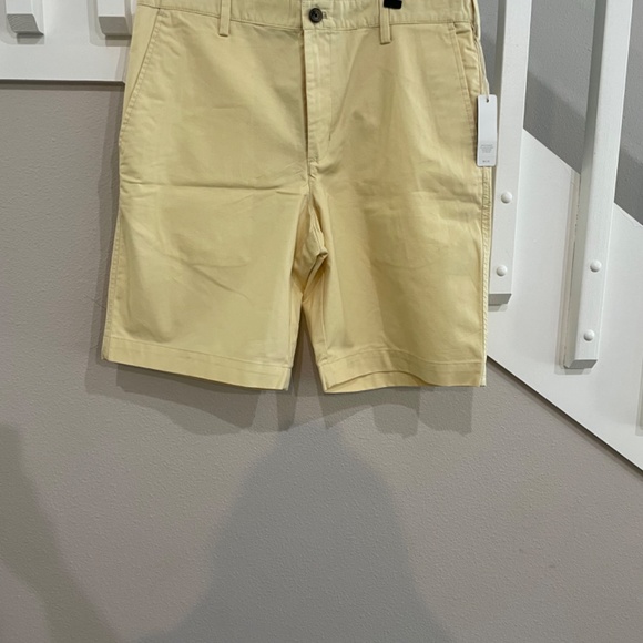 Yellow short by Reed Edward - Picture 4 of 4